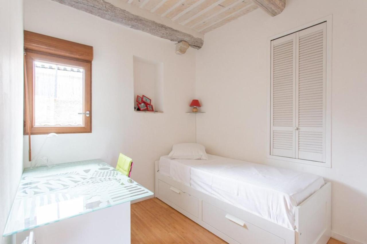 2-Star Apartment Close To Beaches And All Amenities Antibes Exterior foto